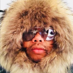 Meet your Posher, Dexter